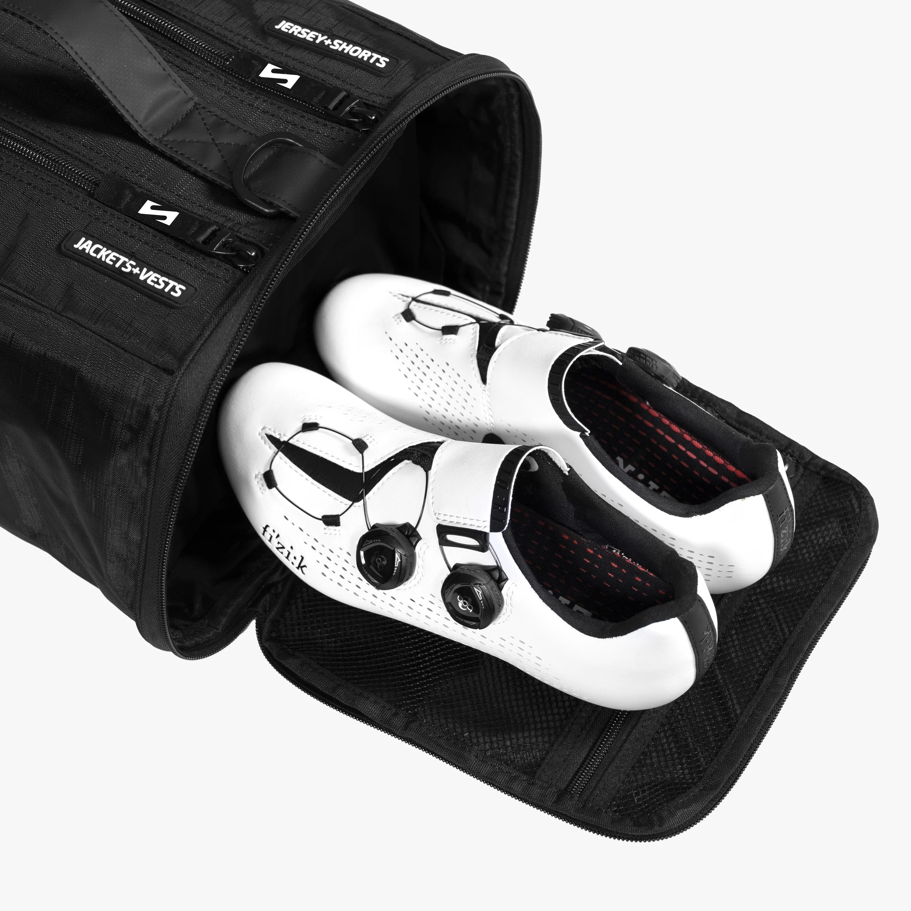 ESSENTIALS CYCLING KIT RACE DAY RAIN BAG - Image 5