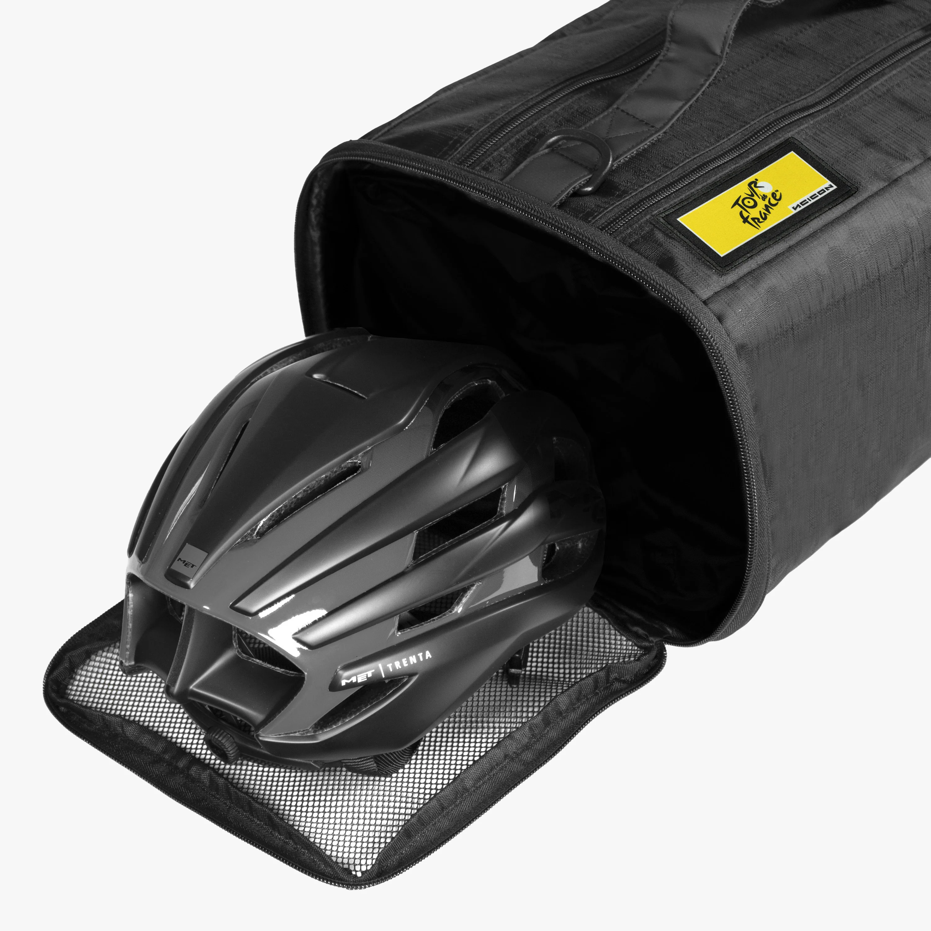 ESSENTIALS CYCLING KIT RACE DAY RAIN BAG - Image 6